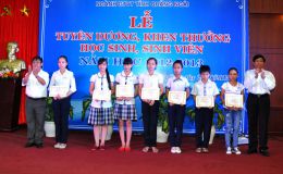 Tổng Kết Năm Học