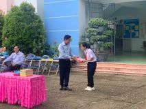 59bec2988f5d7e03274c