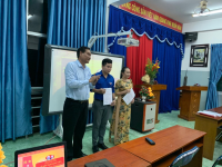 Lễ kết nạp Đảng viên mới của Chi bộ trường THCS Thới Hòa